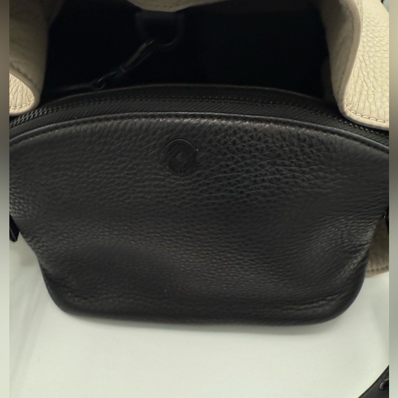 Dagne Dover Ava Bone Onyx Leather Bucket Bag W/camo
Lining - Picture 4 of 9